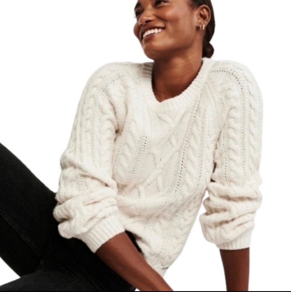 Abercrombie & Fitch Cable Sweater